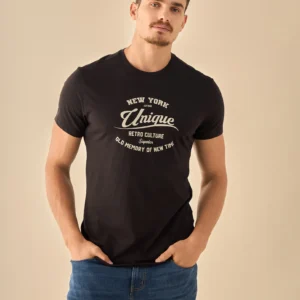 Camiseta Gráfica Retro
